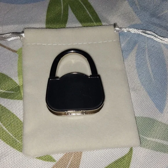 Handbag Hanger, Bag Charm, Cute And Useful, Keep Your Bag Off The Floor - Picture 2 of 8